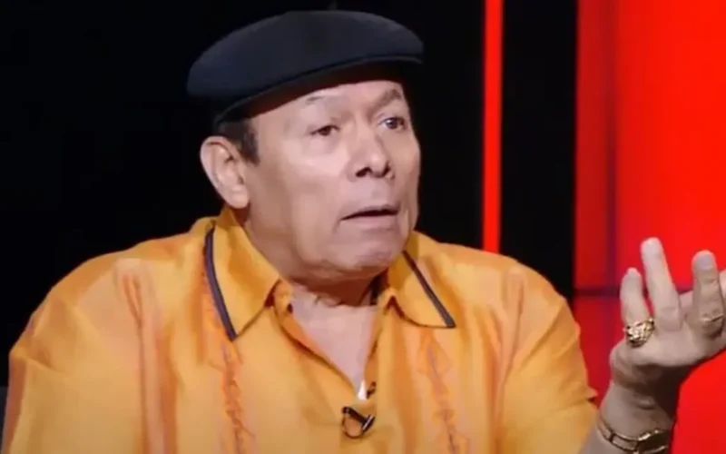 أحمد ماهر يكشف تفاصيل مكالمة دعته لأداء الحج يوم وفاة والده